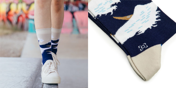 Go with the Hokusai flow Socks 🌊